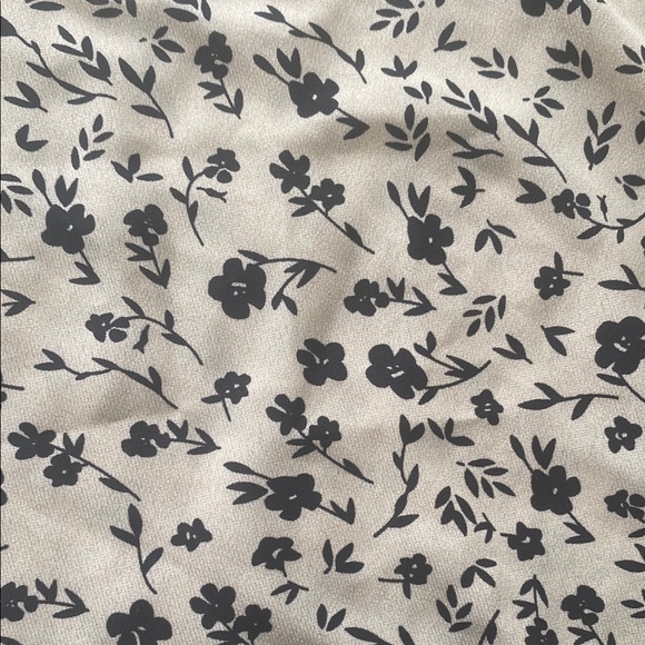 Tan and Black Flutter Sleeve Ruffled Blouse - Picture 2 of 7